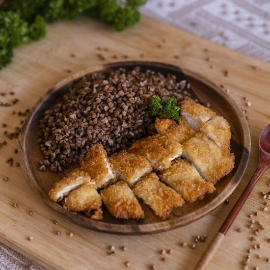 Buckwheat with Fried Chicken 🍗 • 360kcal • P20 • 260g