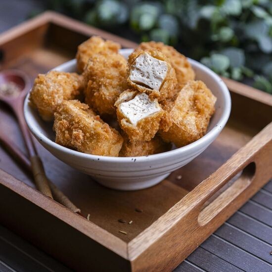 Crispy Tofu – 10 Pieces 🧊 • 295kcal • P17