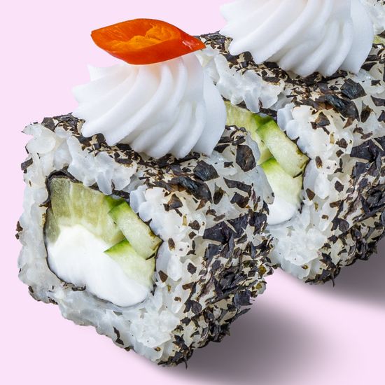 Vegan Takuan and Ginger roll