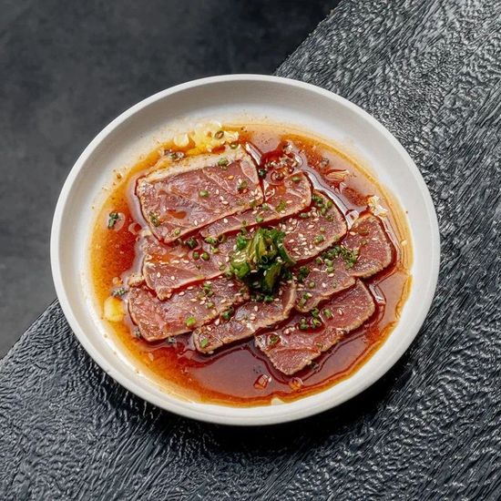 Tuna tataki, spicy cucumbers