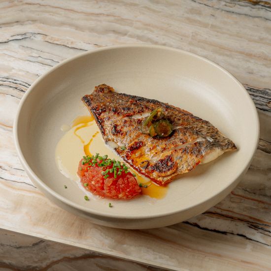 White fish, asian cream sauce, tomatoes salsa