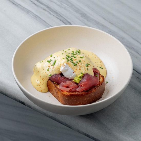 Benedict with tuna