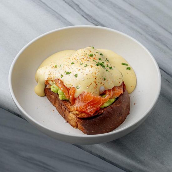 Salmon benedict